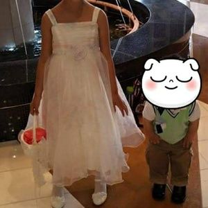 Flower girl dress